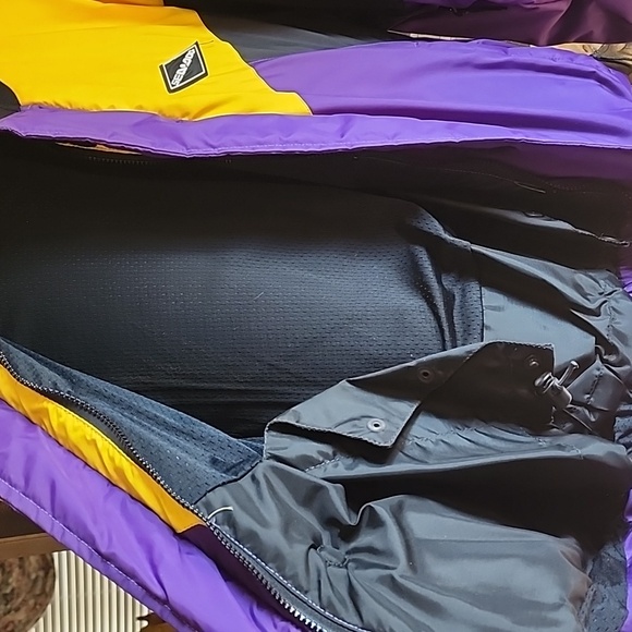 Sea Doo, size large, lifejacket. Watersports Jacket 4 cold weather enthusiasts. - Picture 5 of 12